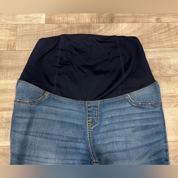 Isabel Maternity Full Panel Medium Wash Distressed Skinny Jeans Size 8 - Picture 4 of 9